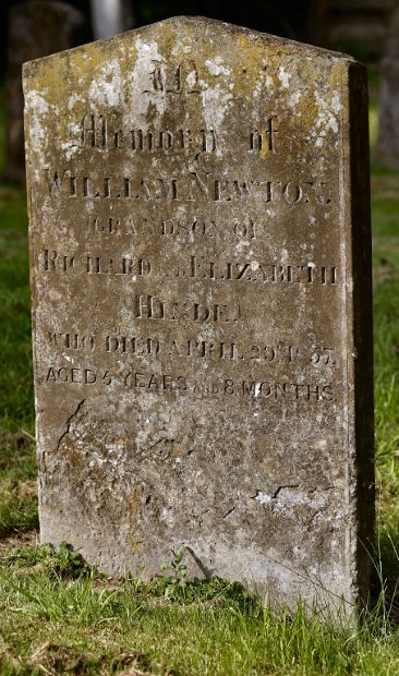 Warwick Gravestone 2006-06-06@0918-36